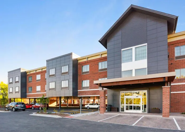 Country & By Radisson, Downtown, Az 5*