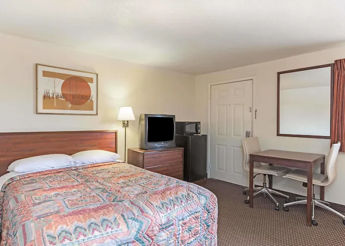 Country & By Radisson, Downtown, Az 5* Flagstaff