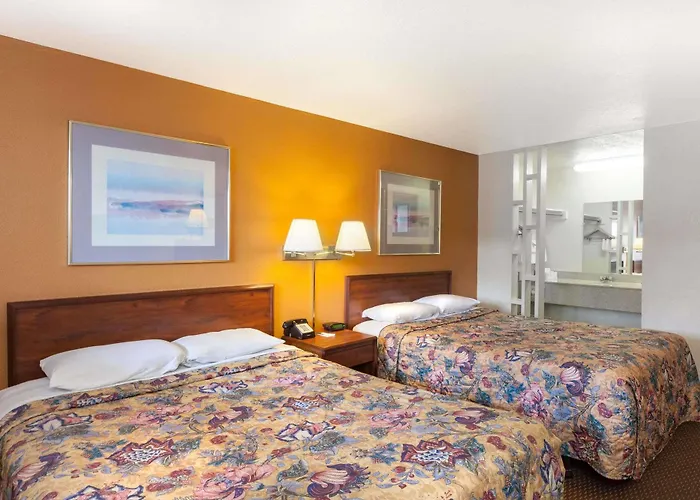 Hotel Country & By Radisson, Downtown, Az Flagstaff